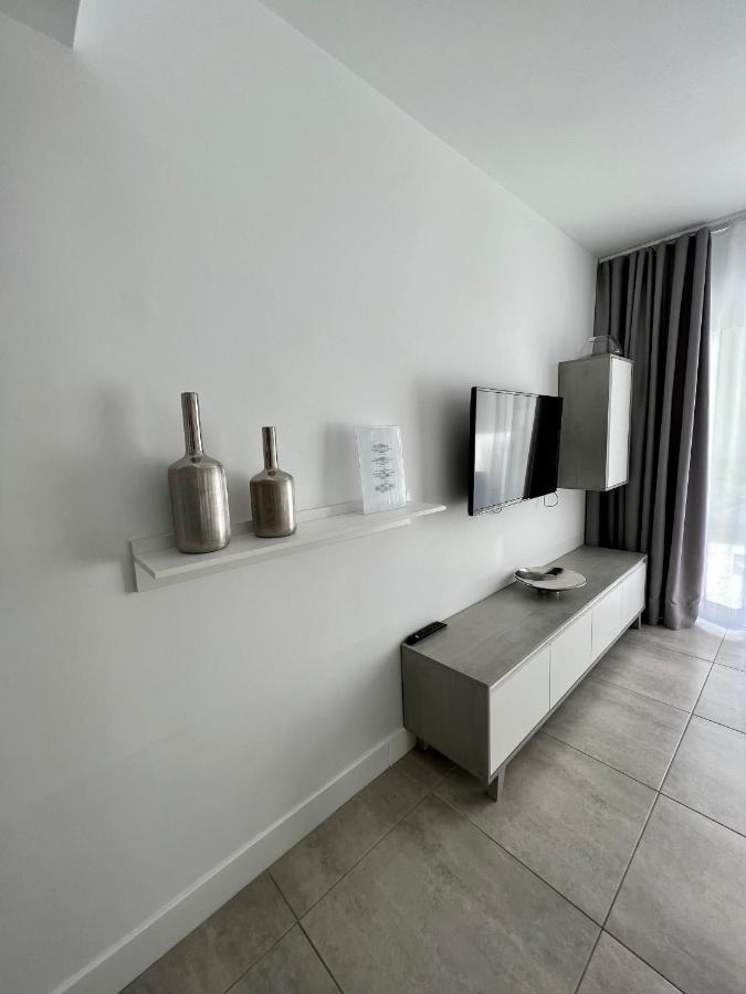 Corralejo Bristol Terrace Apartment Con Giardino Privato Esterno Exterior photo